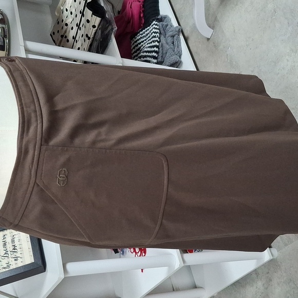 Vintage Givenchy Sport Brown Poly skirt - Picture 7 of 7